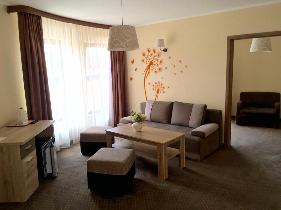 Azyl Bed & Breakfast Ustronie Morskie Phòng bức ảnh