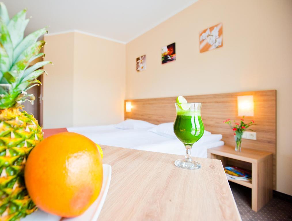 Azyl Bed & Breakfast Ustronie Morskie Phòng bức ảnh